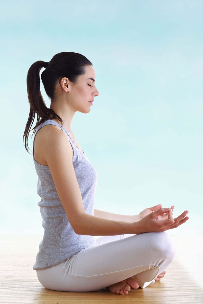 10-tips-to-sleep-better-at-night-00056